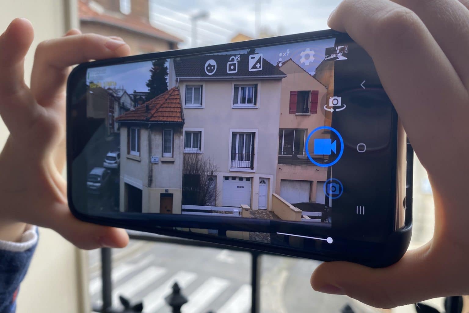 10 Conseils De Base Pour Bien Filmer Avec Son Smartphone Videonline